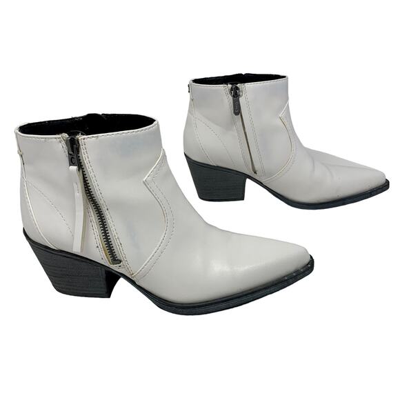 Circus by Sam Edelman White Whistler Ankle Boots Size 7.5 Studded Pointy Cowgirl - Picture 1 of 16